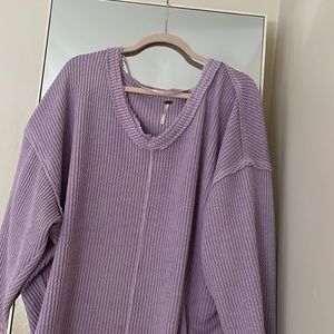 Free people cute oversized lilac sweater size s